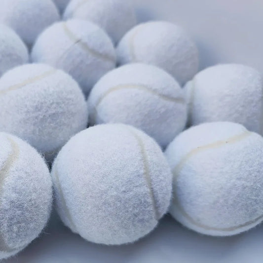 White Beginner Tennis Balls Professional High Elasticity Durable Portable Synthetic Wool & Natural Rubber 2.5" 1.45m Bounce